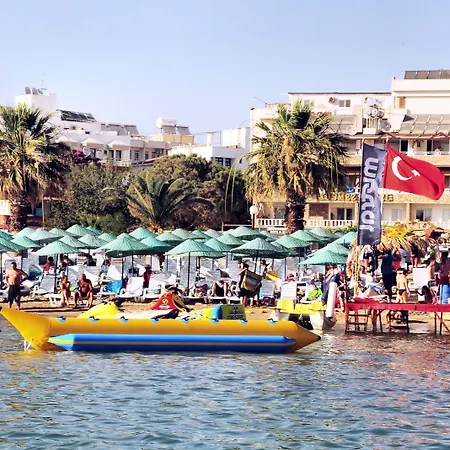 Tuntas Family 4* Kusadası