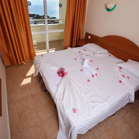 Tuntas Family Hotel apartamentowy Kusadası