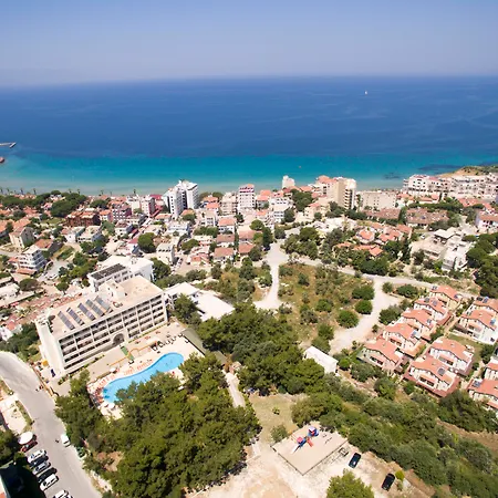 Tuntas Family 4* Kusadası
