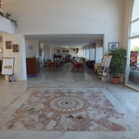 Apartahotel Tuntas Family 4*