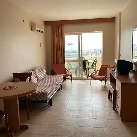 Aparthotel Tuntas Family 4*