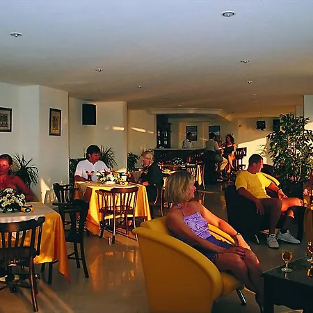 Tuntas Family 4* Kusadasi