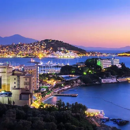 Tuntas Family Kusadası