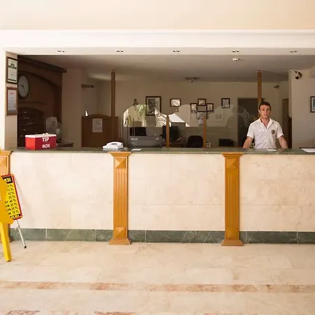 Hotel apartamentowy Tuntas Family 4*