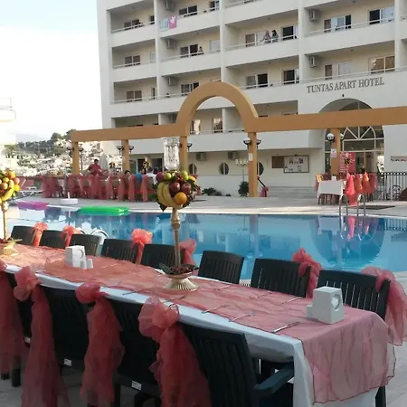 Hotel apartamentowy Tuntas Family