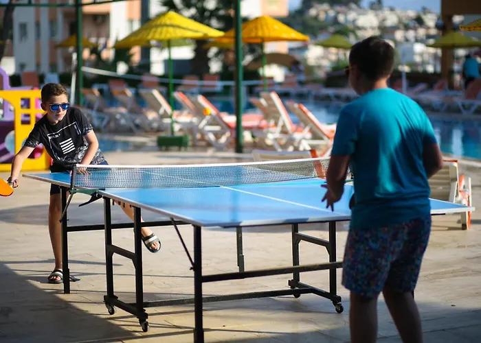 Tuntas Family Aparthotel Kusadası